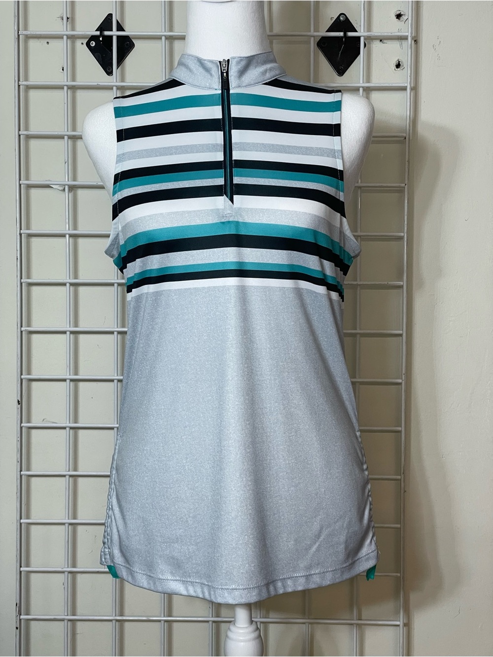 PGA Tour Sleeveless Zip-Front Tank Top in Silver, Teal & Black
